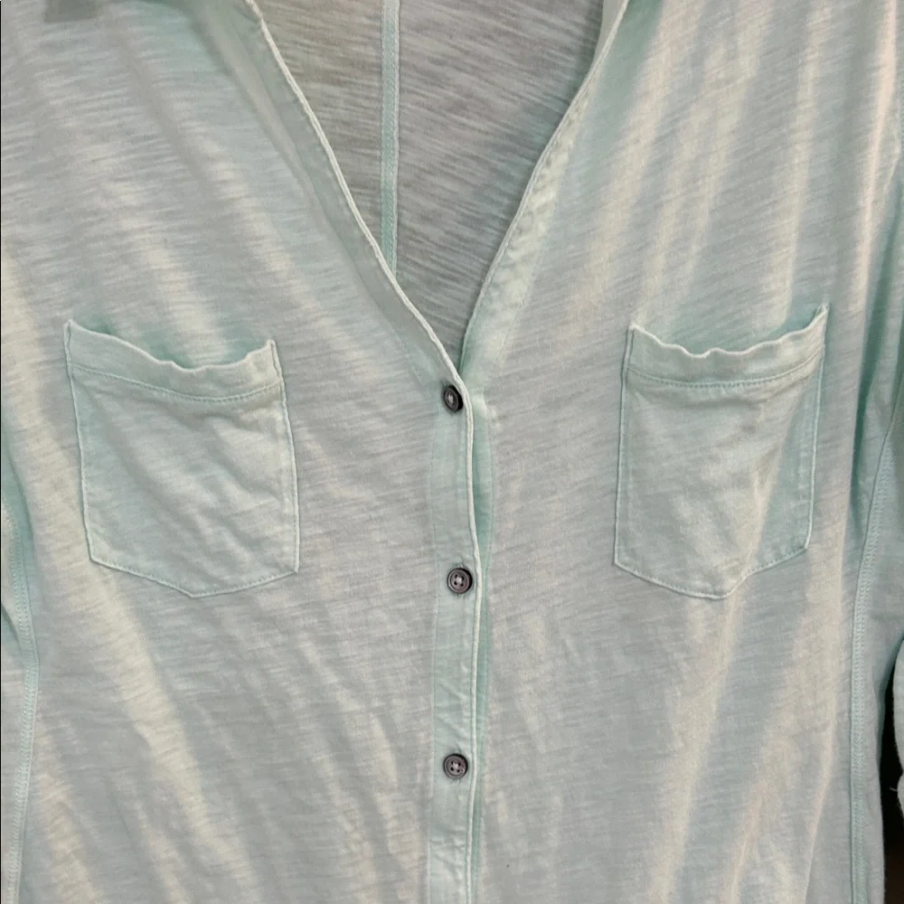 EXPRESS  Women's Light Green Button-Down Shirt size large - Picture 3 of 5